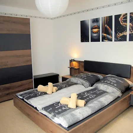 An Der Historischen Heuwaage Apartment *